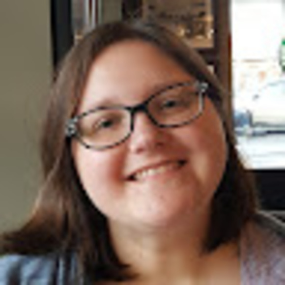 Meet your Posher, Jessica - Picture 1 of 1